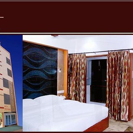 Hotel International Maduraj Zewnętrze zdjęcie