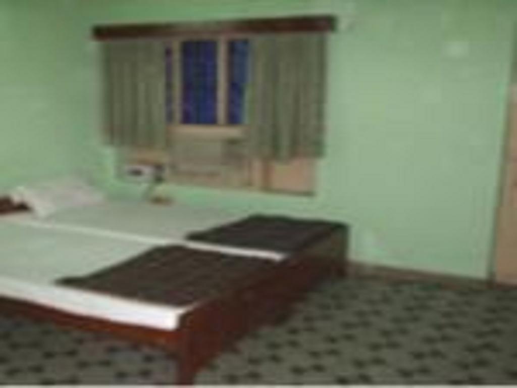 Hotel International Maduraj Zewnętrze zdjęcie