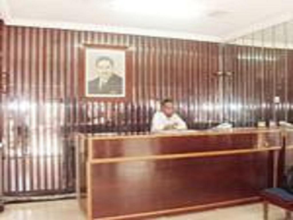 Hotel International Maduraj Zewnętrze zdjęcie